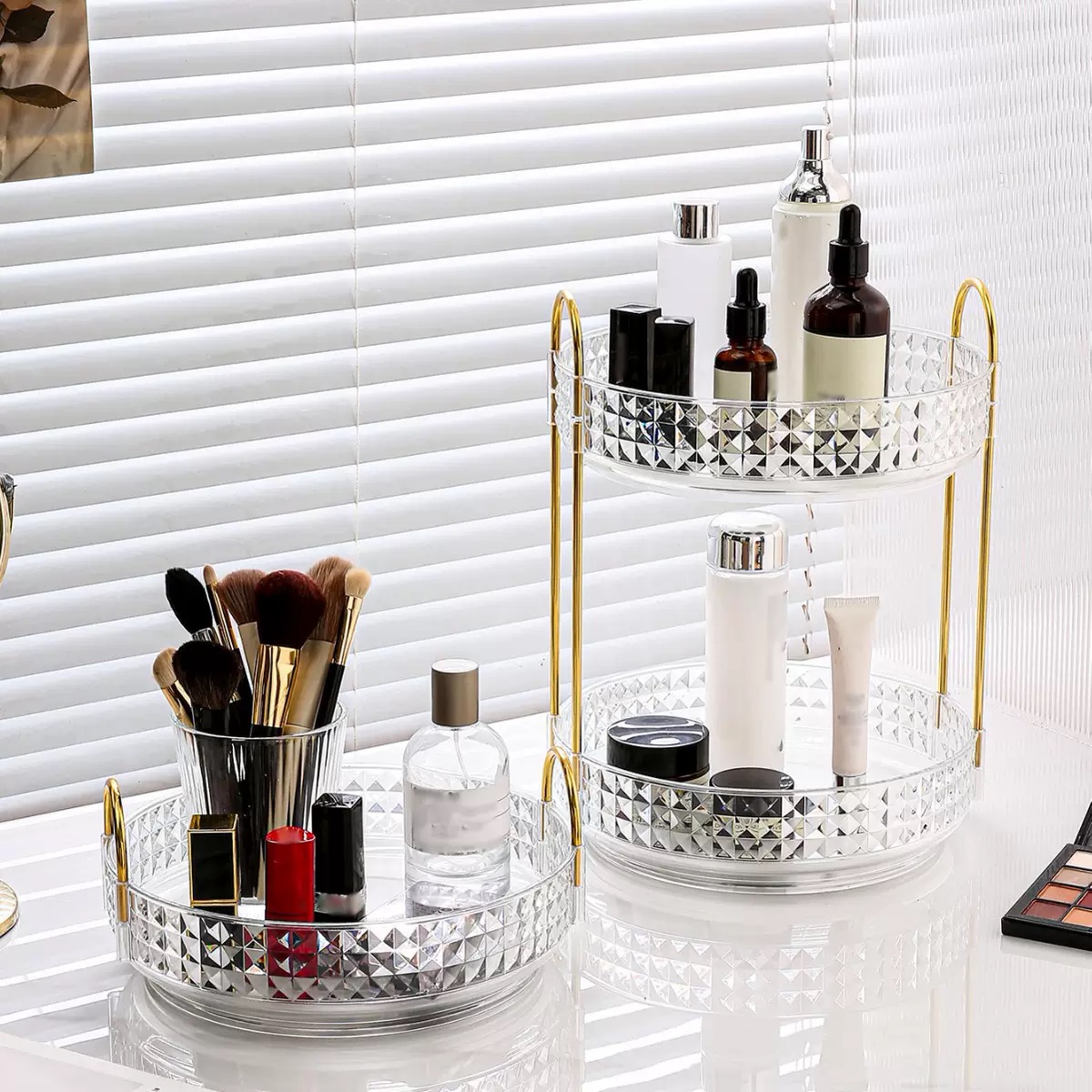 1個入り/高級化粧品収納ボックス デスクトップ回転式化粧台オ - Luxury Skincare Box のレビューと価格