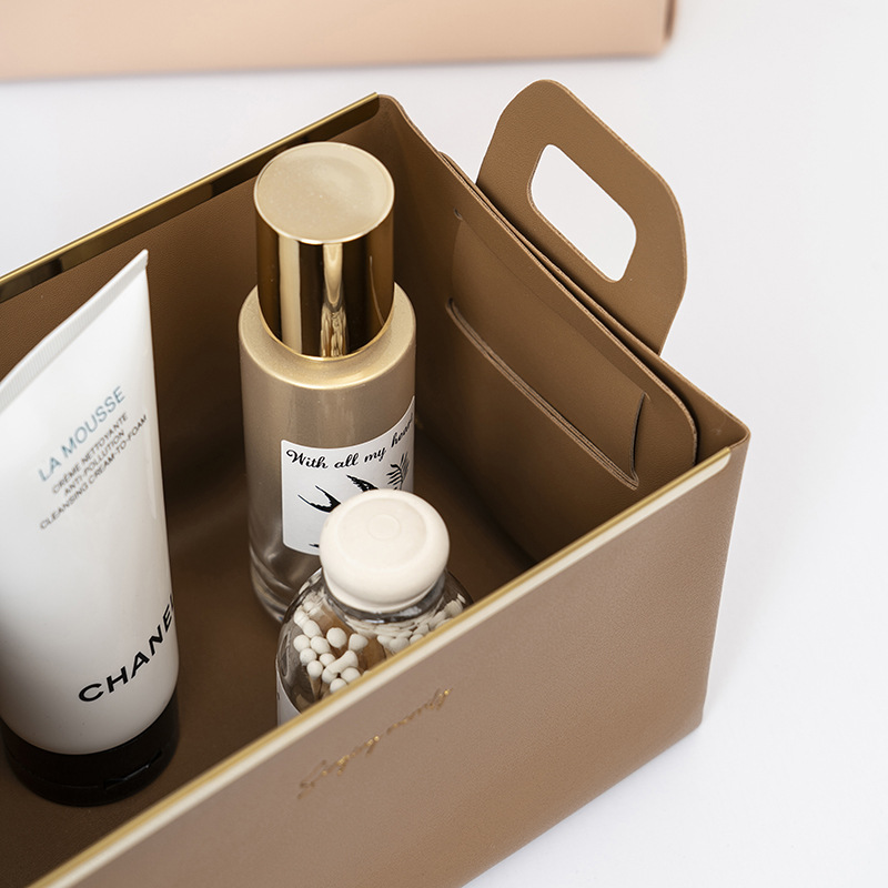 軽奢レザー収納ボックス 家庭用玄関 折りたたみ式収納バスケッ - Luxury Skincare Box のレビューと価格